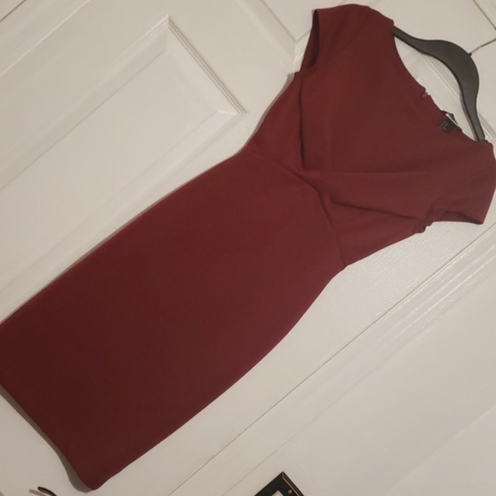 H&M Neoprene Burgundy Dress